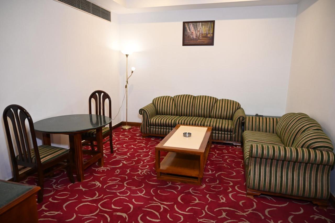 Hotel Lawrence Amritsar Zewnętrze zdjęcie