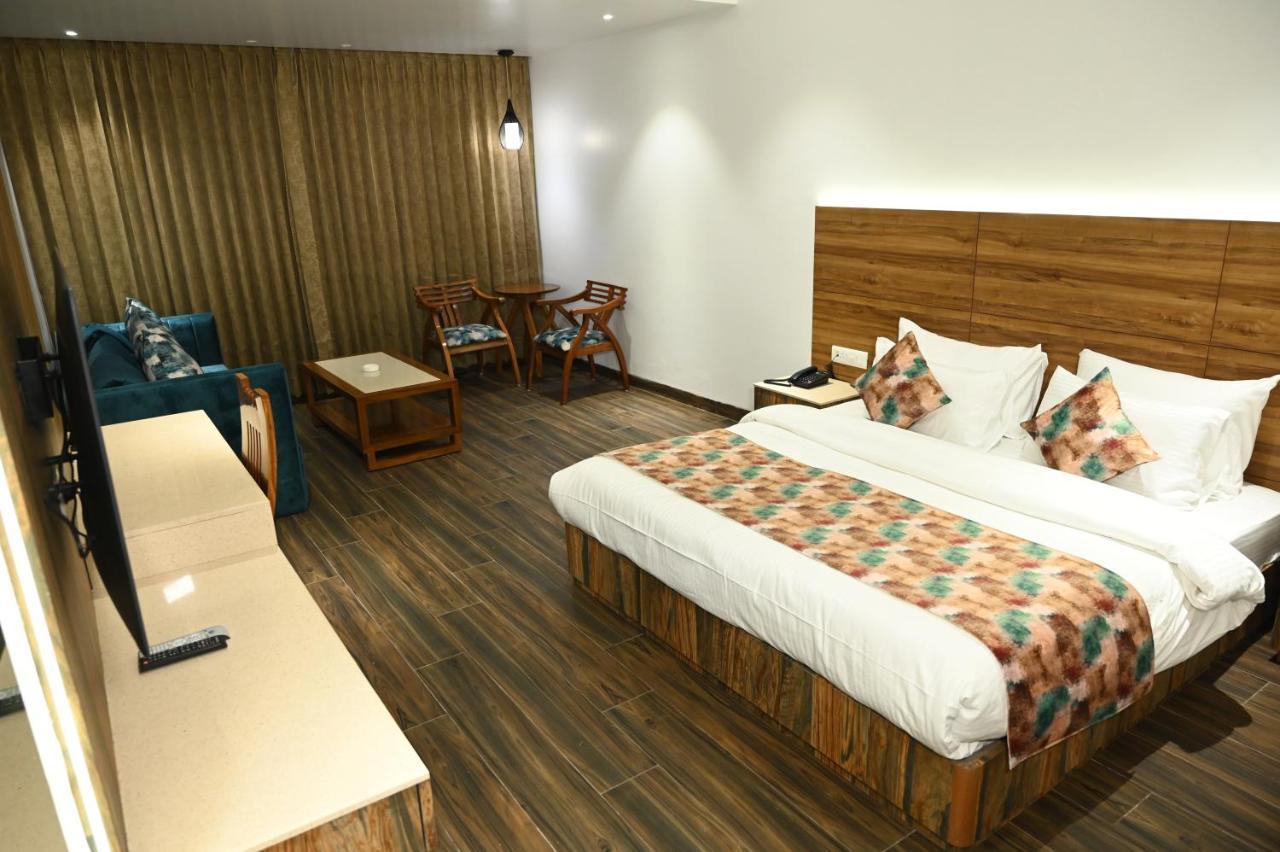 Hotel Lawrence Amritsar Zewnętrze zdjęcie